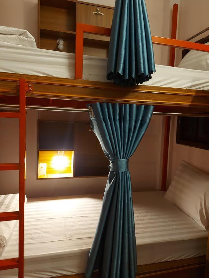 הו צ'י מין סיטי Saigon Rooftops Hostel מראה חיצוני תמונה