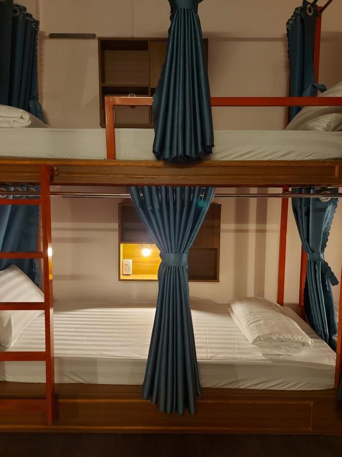 הו צ'י מין סיטי Saigon Rooftops Hostel מראה חיצוני תמונה