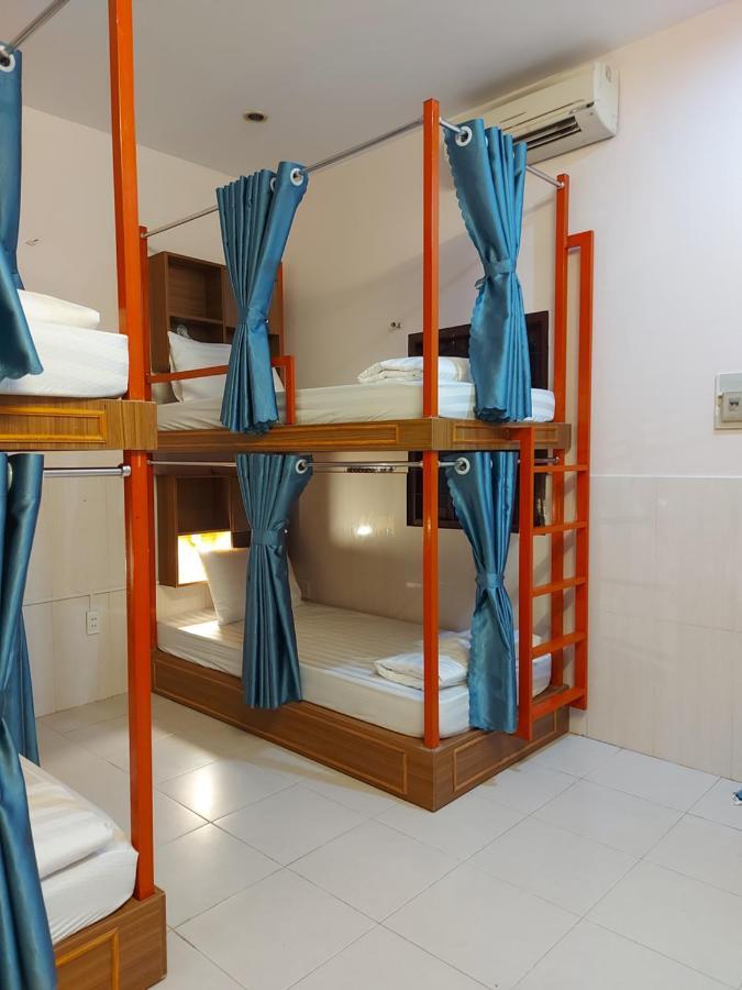 הו צ'י מין סיטי Saigon Rooftops Hostel מראה חיצוני תמונה