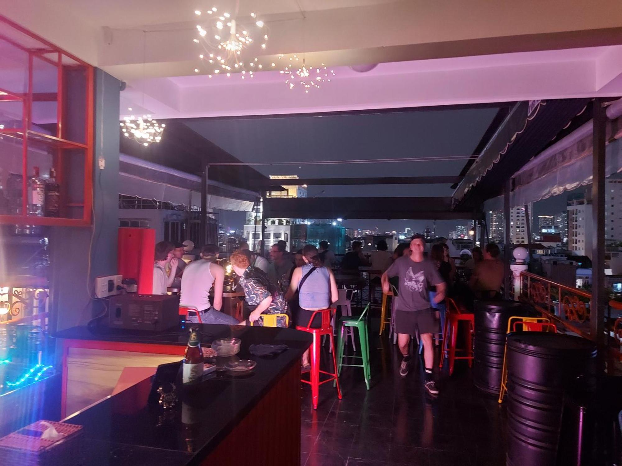 הו צ'י מין סיטי Saigon Rooftops Hostel מראה חיצוני תמונה